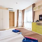 4* Sea - With Balcony Apartamento Sveti Vlas