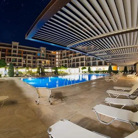 4* Sea - With Balcony Апартамент