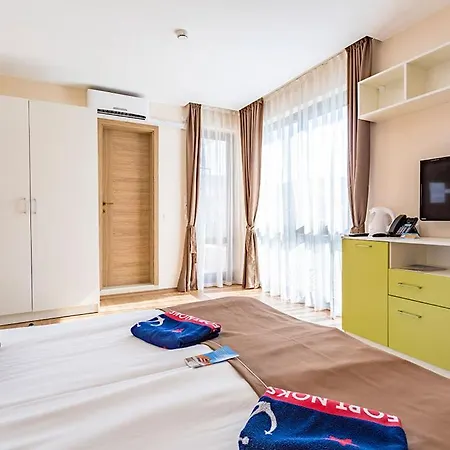 4* Sea - With Balcony Apartament Święty Włas